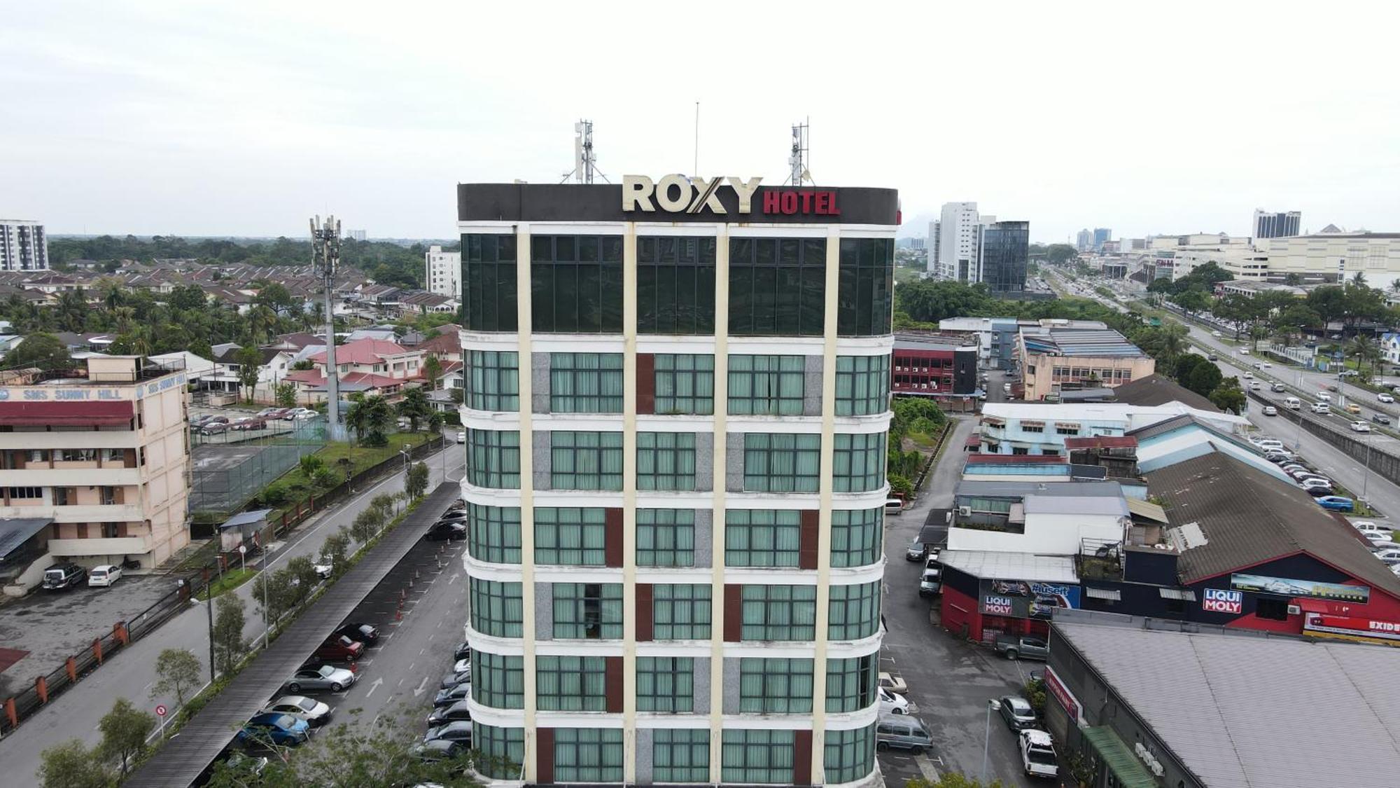 Roxy Hotel & Apartments Kuching Exterior photo